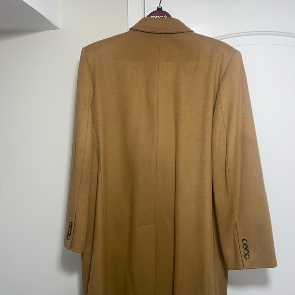Michael Kors male tan trench - Picture 2 of 6